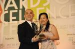 <br />Ms Janice Toh of Sico Asia, presents the Sico Asia Banquet Manager of the Year Award to Mr Michael Tan of Resorts World<sup>TM</sup> Sentosa Singapore.